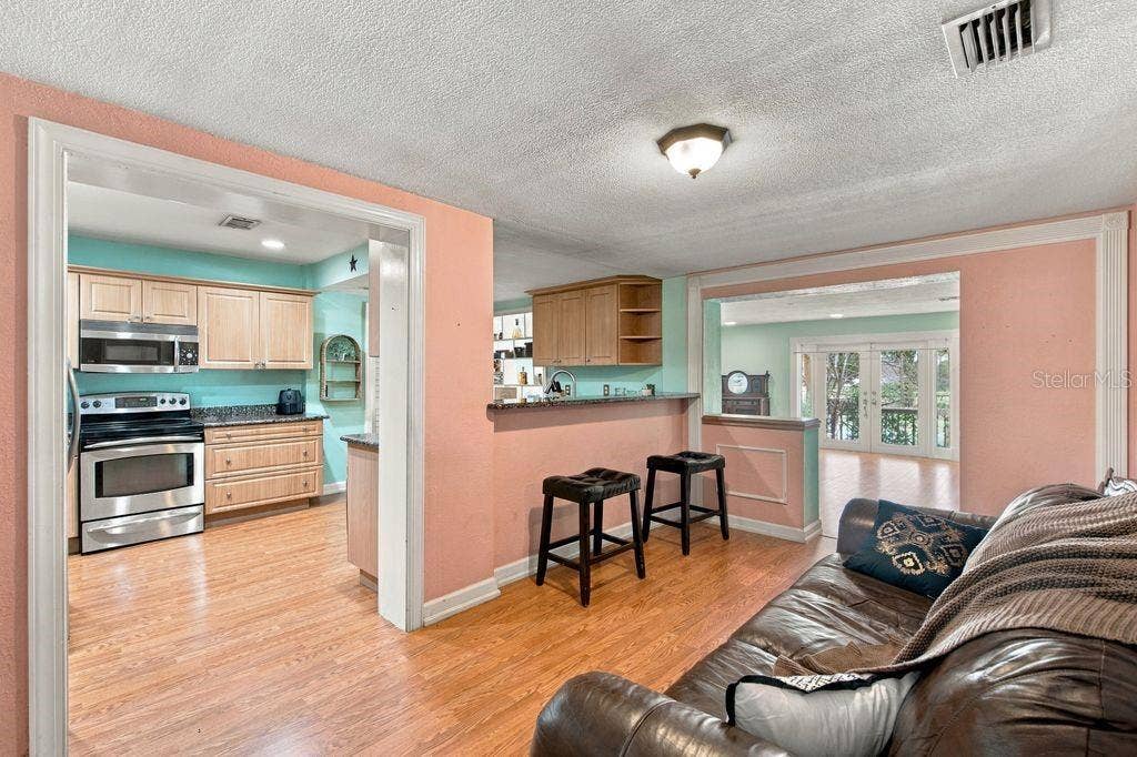 3909 W POWHATAN AVENUE, Tampa, FL 33614 3909 W POWHATAN AVENUE, Tampa, FL 33614