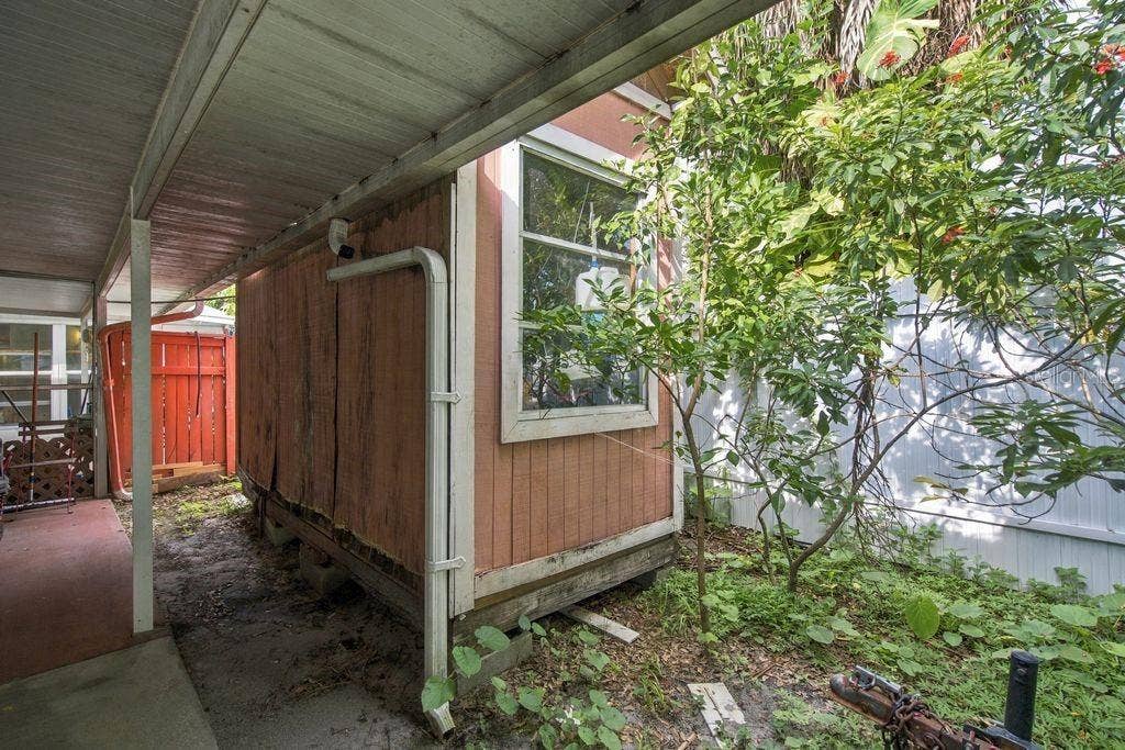 3909 W POWHATAN AVENUE, Tampa, FL 33614 3909 W POWHATAN AVENUE, Tampa, FL 33614