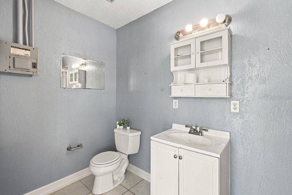 3909 W POWHATAN AVENUE, Tampa, FL 33614 3909 W POWHATAN AVENUE, Tampa, FL 33614