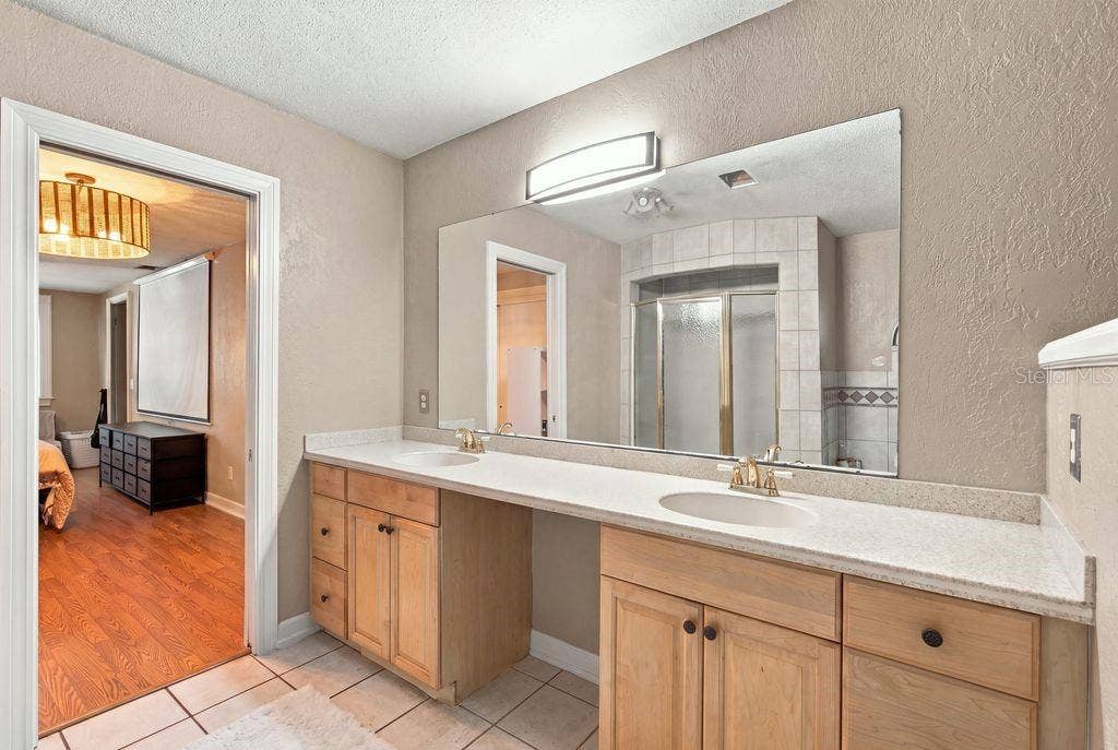 3909 W POWHATAN AVENUE, Tampa, FL 33614 3909 W POWHATAN AVENUE, Tampa, FL 33614