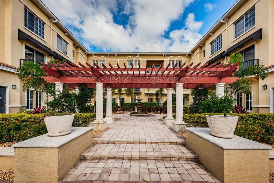 Property photo for 5215 BEACH BREEZE COURT, #5215, Tampa, FL