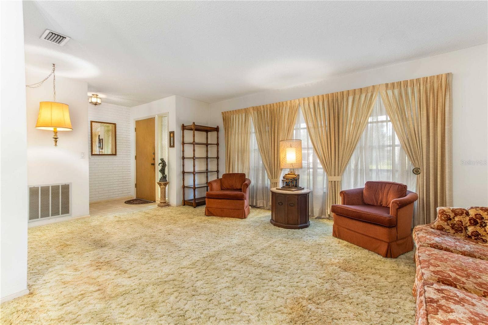 1950 SANDPIPER DRIVE, Palm Harbor, FL 34683 1950 SANDPIPER DRIVE, Palm Harbor, FL 34683
