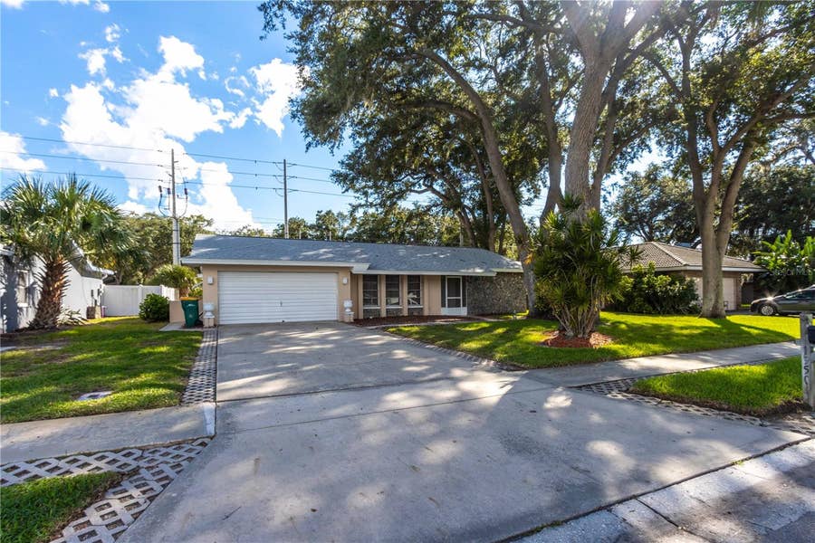 Property photo for 1950 SANDPIPER DRIVE, Palm Harbor, FL