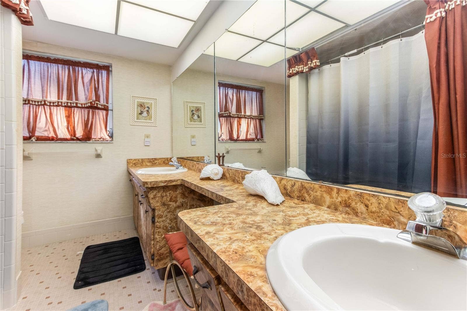 1950 SANDPIPER DRIVE, Palm Harbor, FL 34683 1950 SANDPIPER DRIVE, Palm Harbor, FL 34683