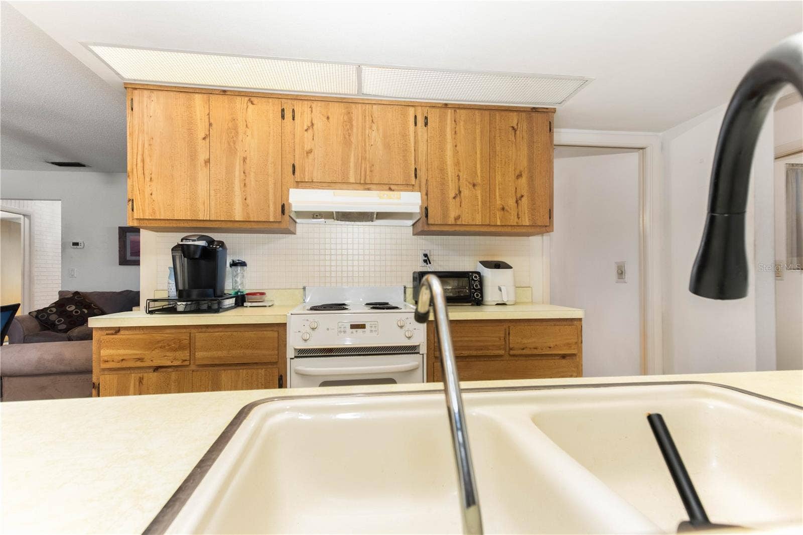 1950 SANDPIPER DRIVE, Palm Harbor, FL 34683 1950 SANDPIPER DRIVE, Palm Harbor, FL 34683