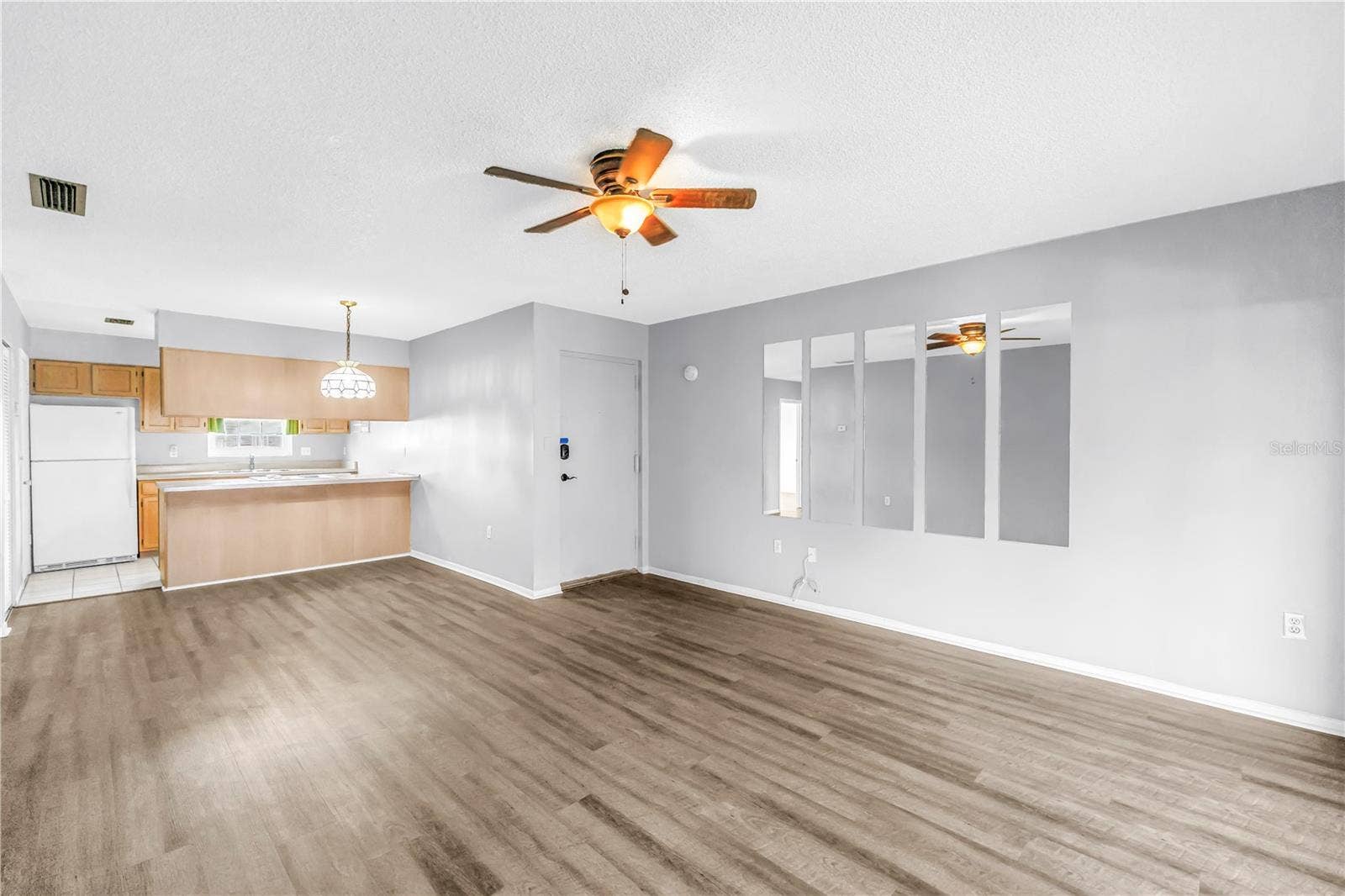 8218 11TH STREET N, #D, St Petersburg, FL 33702 8218 11TH STREET N, #D, St Petersburg, FL 33702