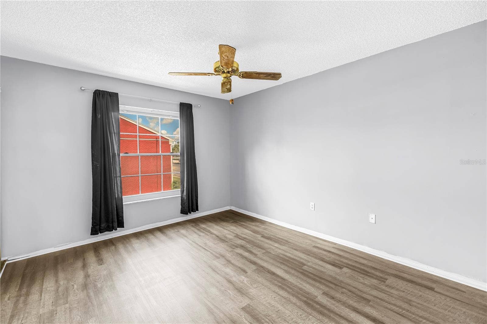 8218 11TH STREET N, #D, St Petersburg, FL 33702 8218 11TH STREET N, #D, St Petersburg, FL 33702