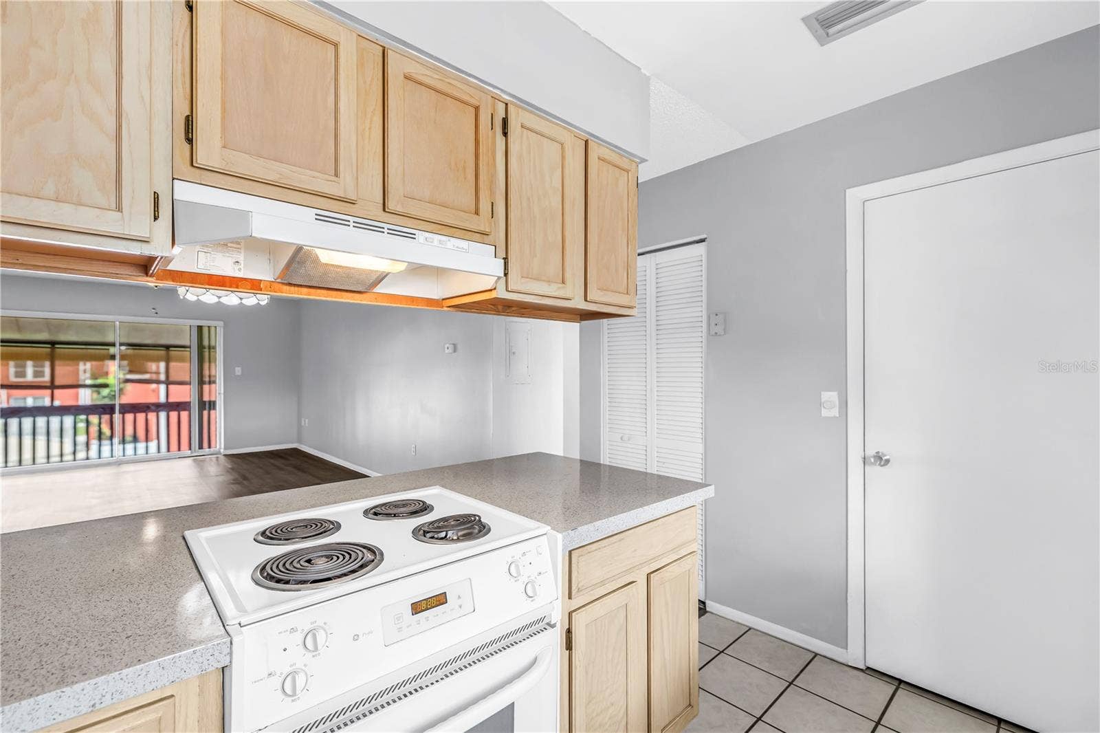 8218 11TH STREET N, #D, St Petersburg, FL 33702 8218 11TH STREET N, #D, St Petersburg, FL 33702