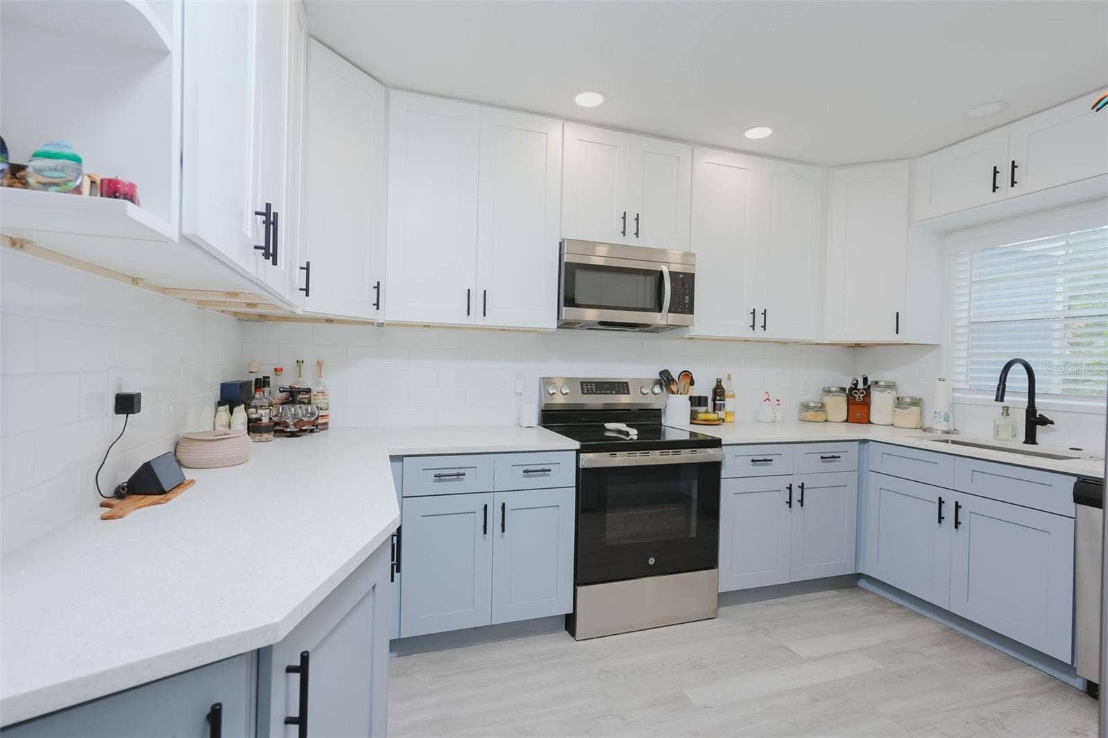 16606 FOREST PARK DRIVE, Lutz, FL 33549 Kitchen