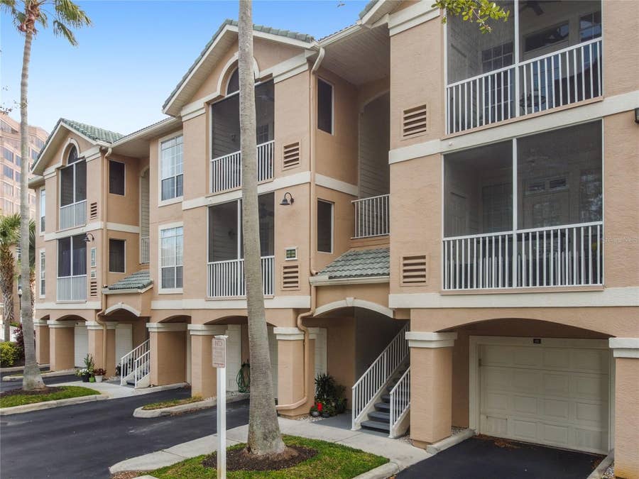 Property photo for 4304 BAY CLUB CIRCLE, #4304, Tampa, FL