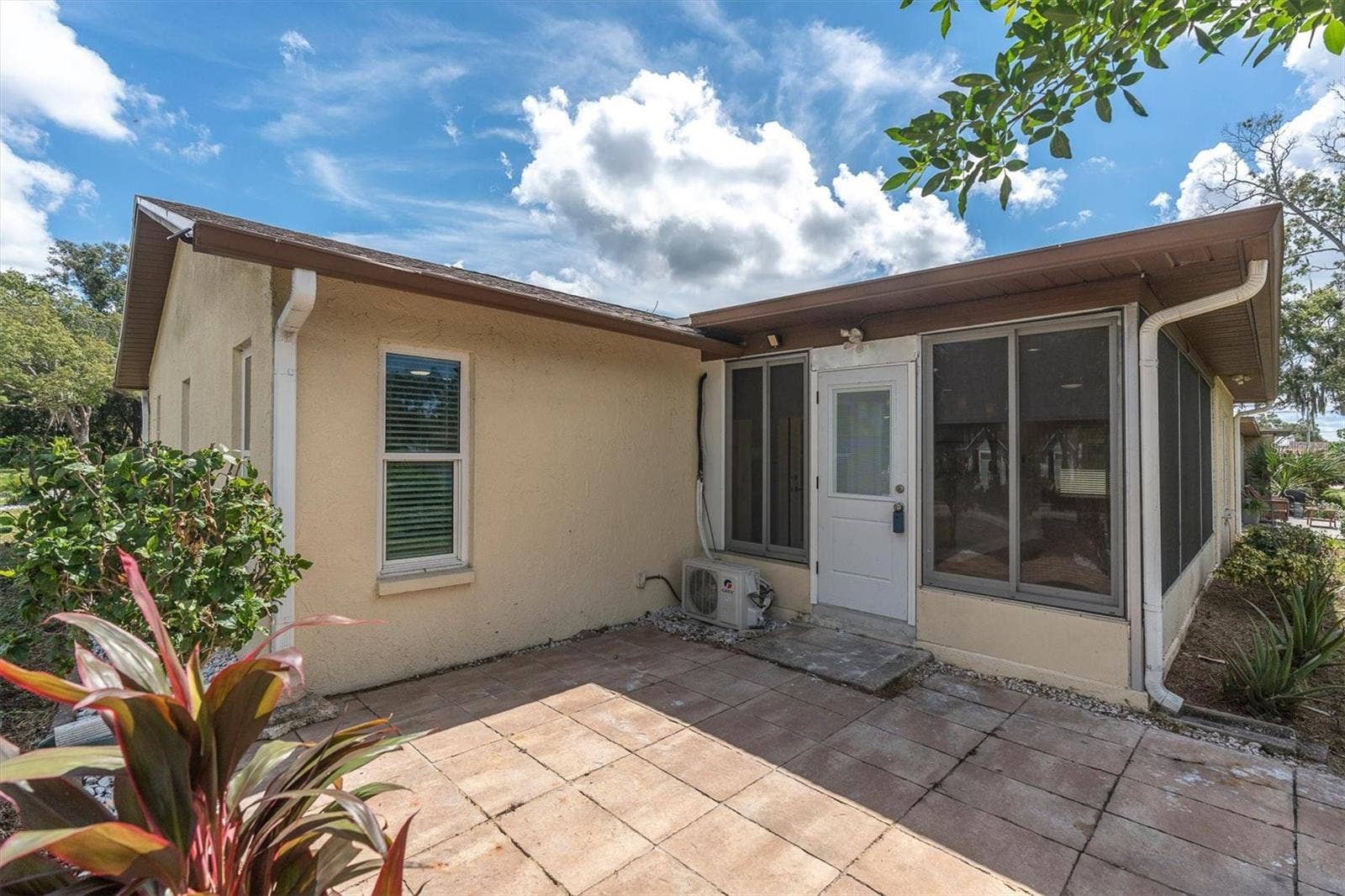 10531 MEADOW HILL DRIVE, Port Richey, FL 34668 10531 MEADOW HILL DRIVE, Port Richey, FL 34668
