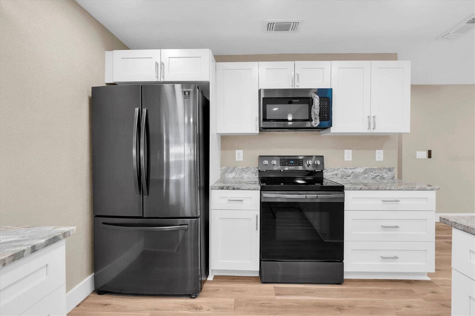 10531 MEADOW HILL DRIVE, Port Richey, FL 34668 10531 MEADOW HILL DRIVE, Port Richey, FL 34668
