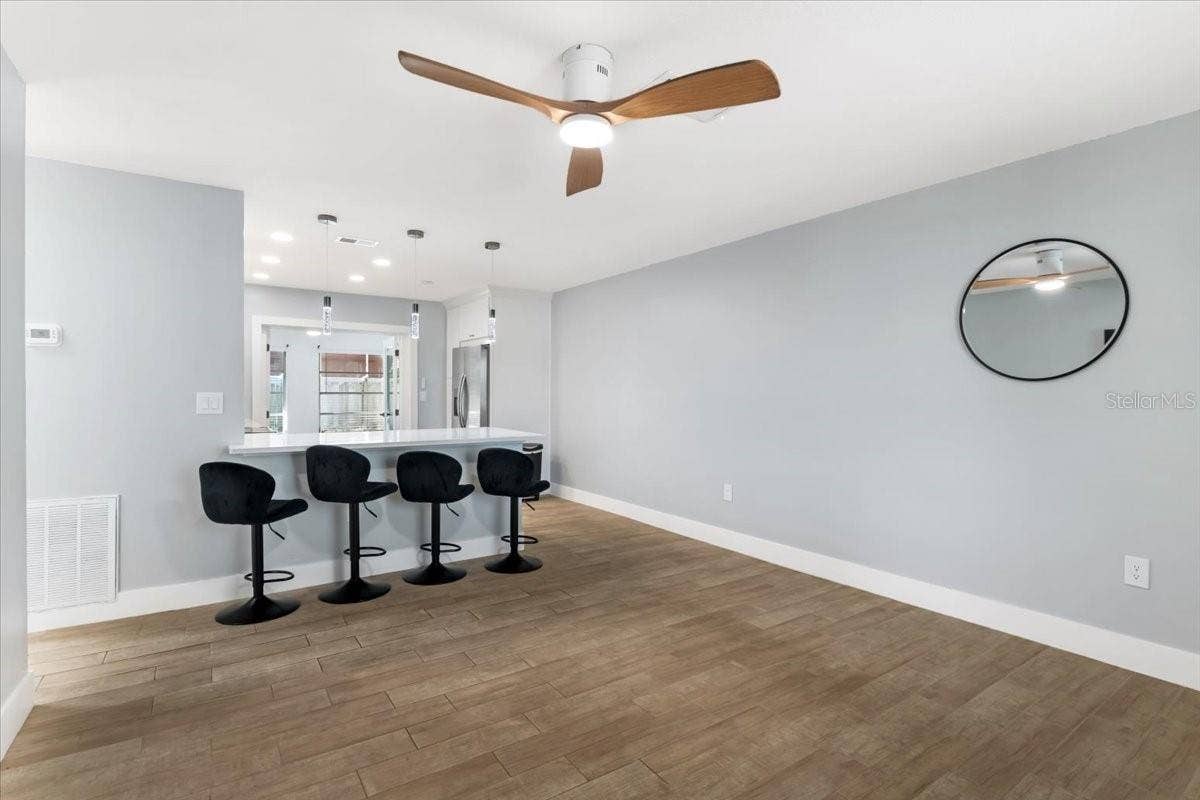 300 & 302 BRIARWOOD ROAD, Venice, FL 34293 300 & 302 BRIARWOOD ROAD, Venice, FL 34293