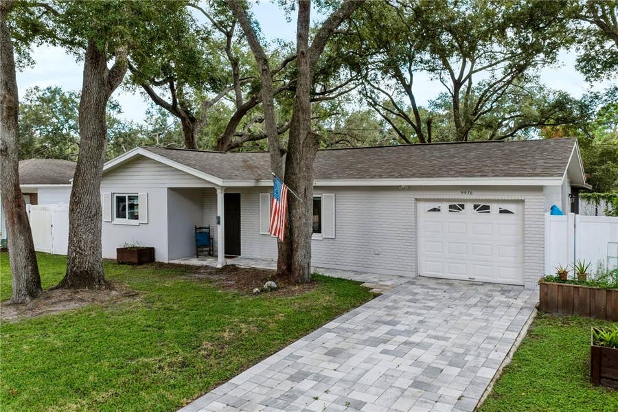 Property photo for 9976 56TH AVENUE N, St Petersburg, FL