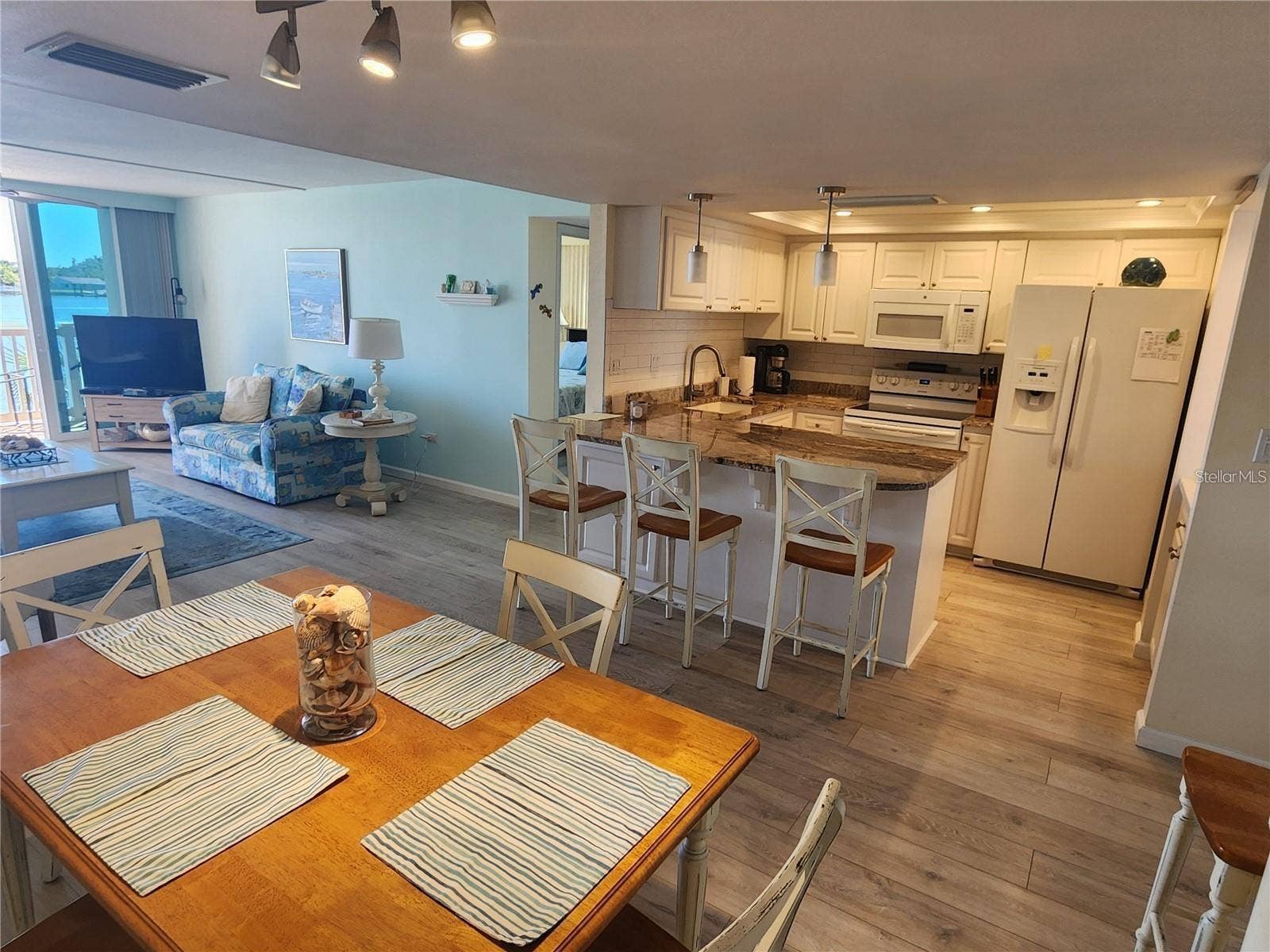 500 TREASURE ISLAND CAUSEWAY, #211, Treasure Island, FL 33706 500 TREASURE ISLAND CAUSEWAY, #211, Treasure Island, FL 33706