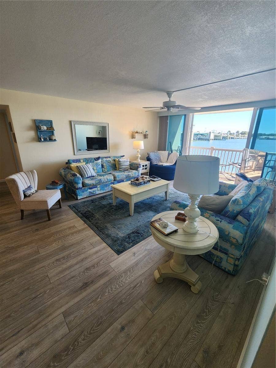 500 TREASURE ISLAND CAUSEWAY, #211, Treasure Island, FL 33706 500 TREASURE ISLAND CAUSEWAY, #211, Treasure Island, FL 33706