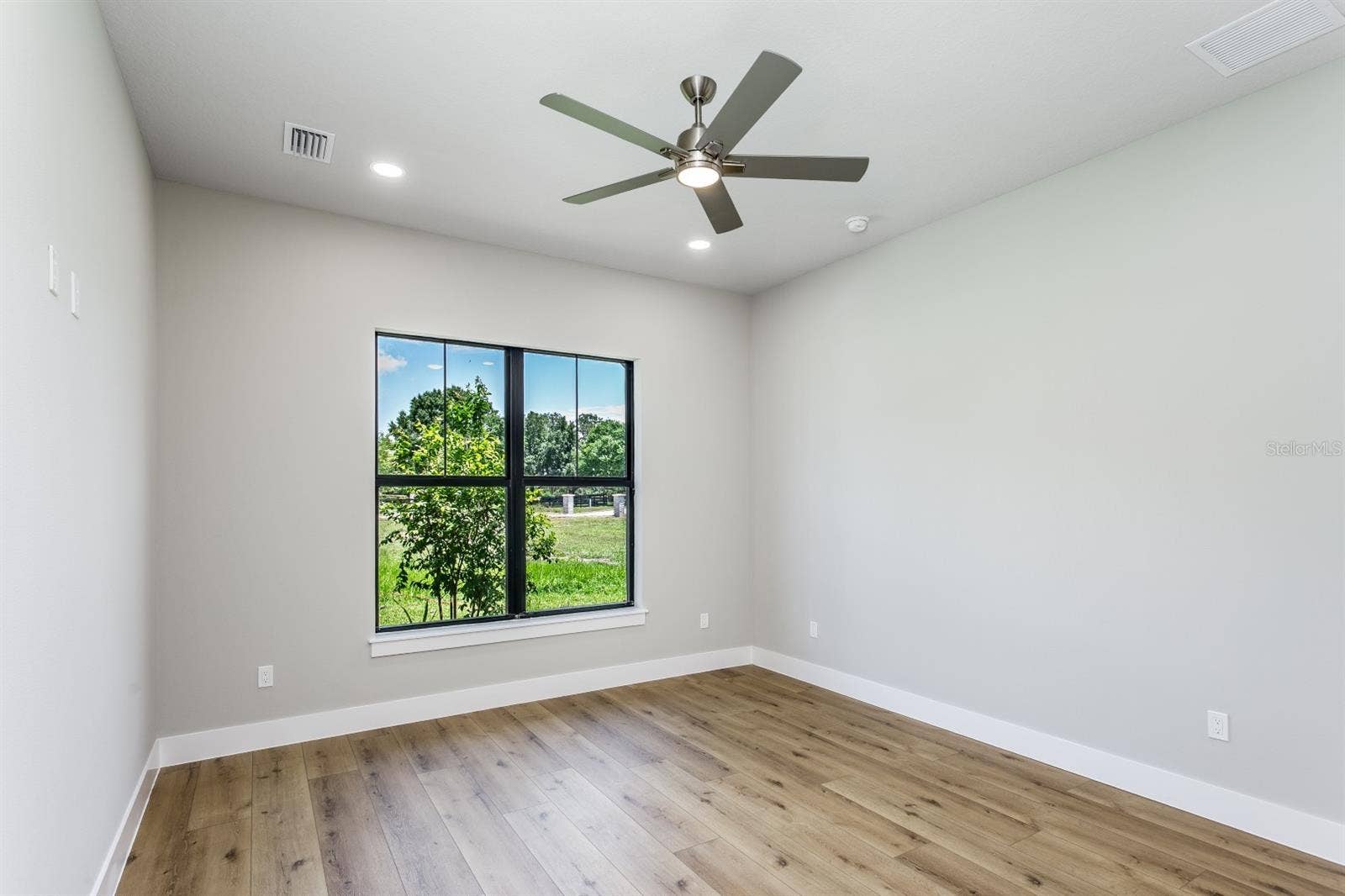 10630 COUNTY ROAD S, Lithia, FL 33547 10630 COUNTY ROAD S, Lithia, FL 33547