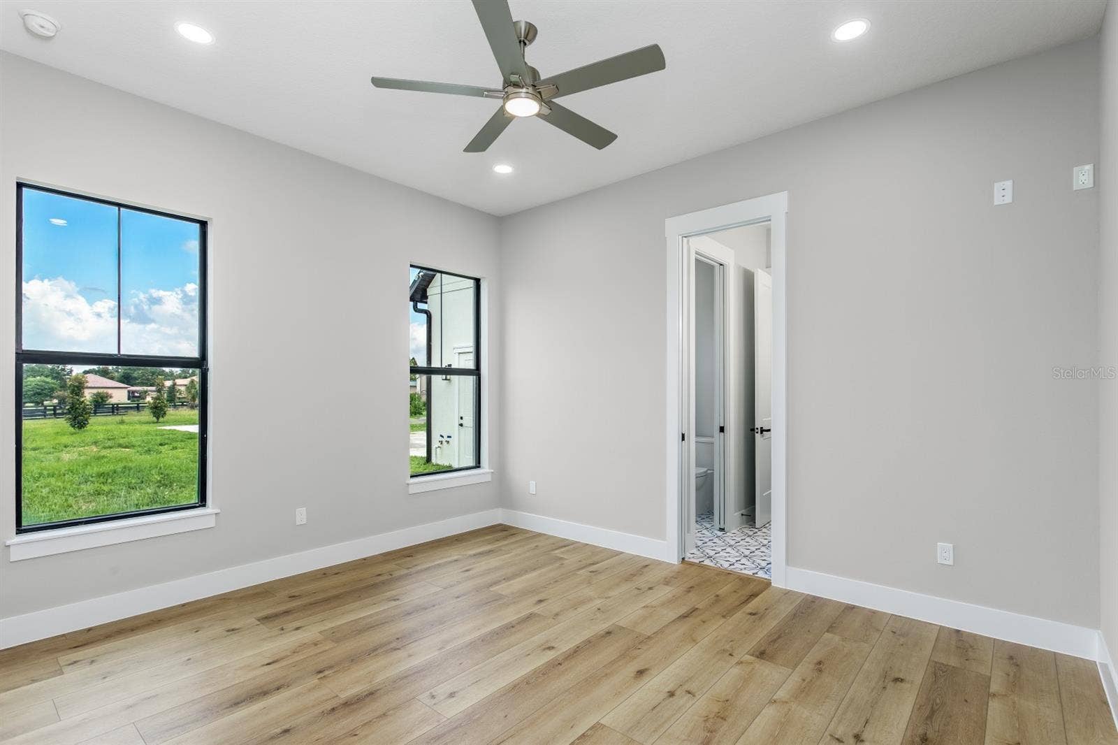10630 COUNTY ROAD S, Lithia, FL 33547 10630 COUNTY ROAD S, Lithia, FL 33547