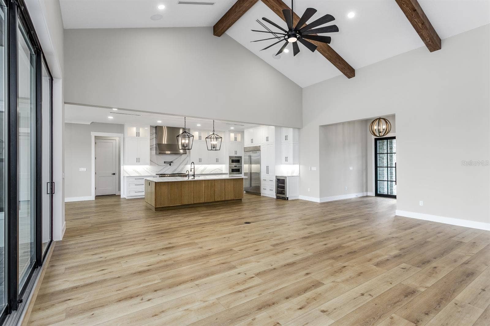 10630 COUNTY ROAD S, Lithia, FL 33547 10630 COUNTY ROAD S, Lithia, FL 33547