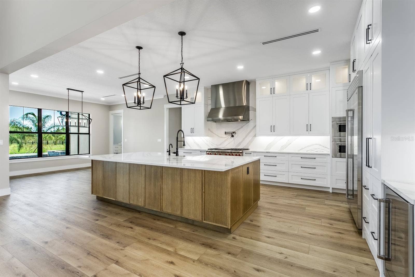 10630 COUNTY ROAD S, Lithia, FL 33547 10630 COUNTY ROAD S, Lithia, FL 33547