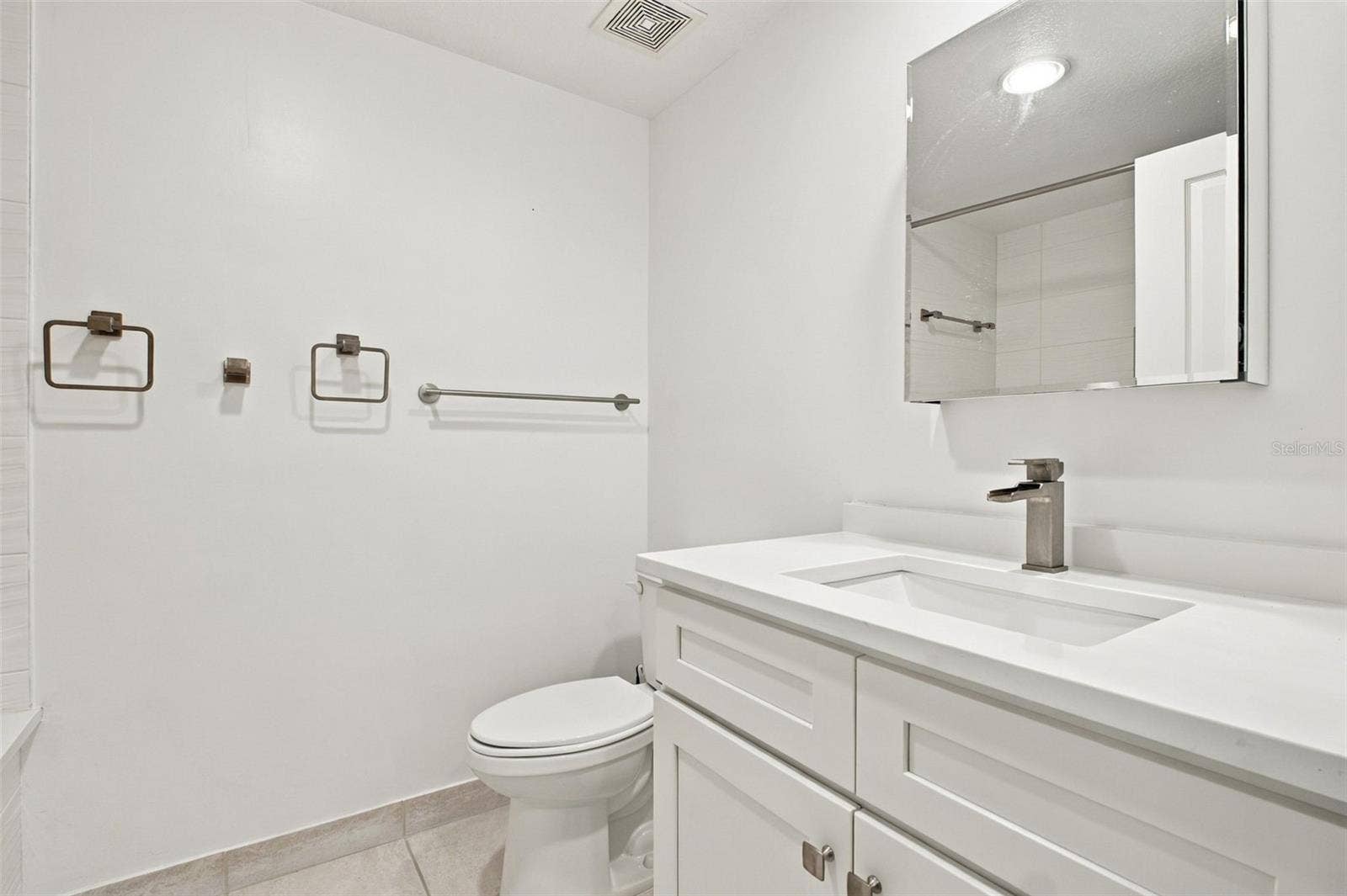 4993 BACOPA LANE S, #304, St Petersburg, FL 33715 2nd Bathroom