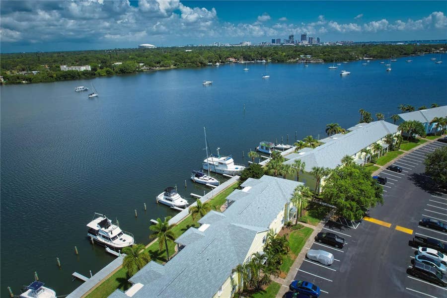 Property photo for 165 POMPANO DR SE, St Petersburg, FL