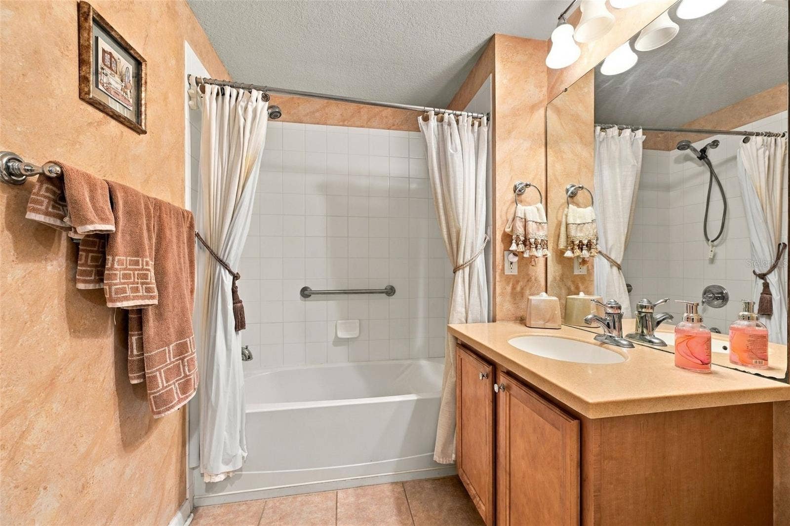 802 LANTERN WAY, #101, Clearwater, FL 33765 802 LANTERN WAY, #101, Clearwater, FL 33765