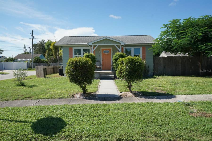 Property photo for 145 NE LINCOLN CIRCLE N, St Petersburg, FL