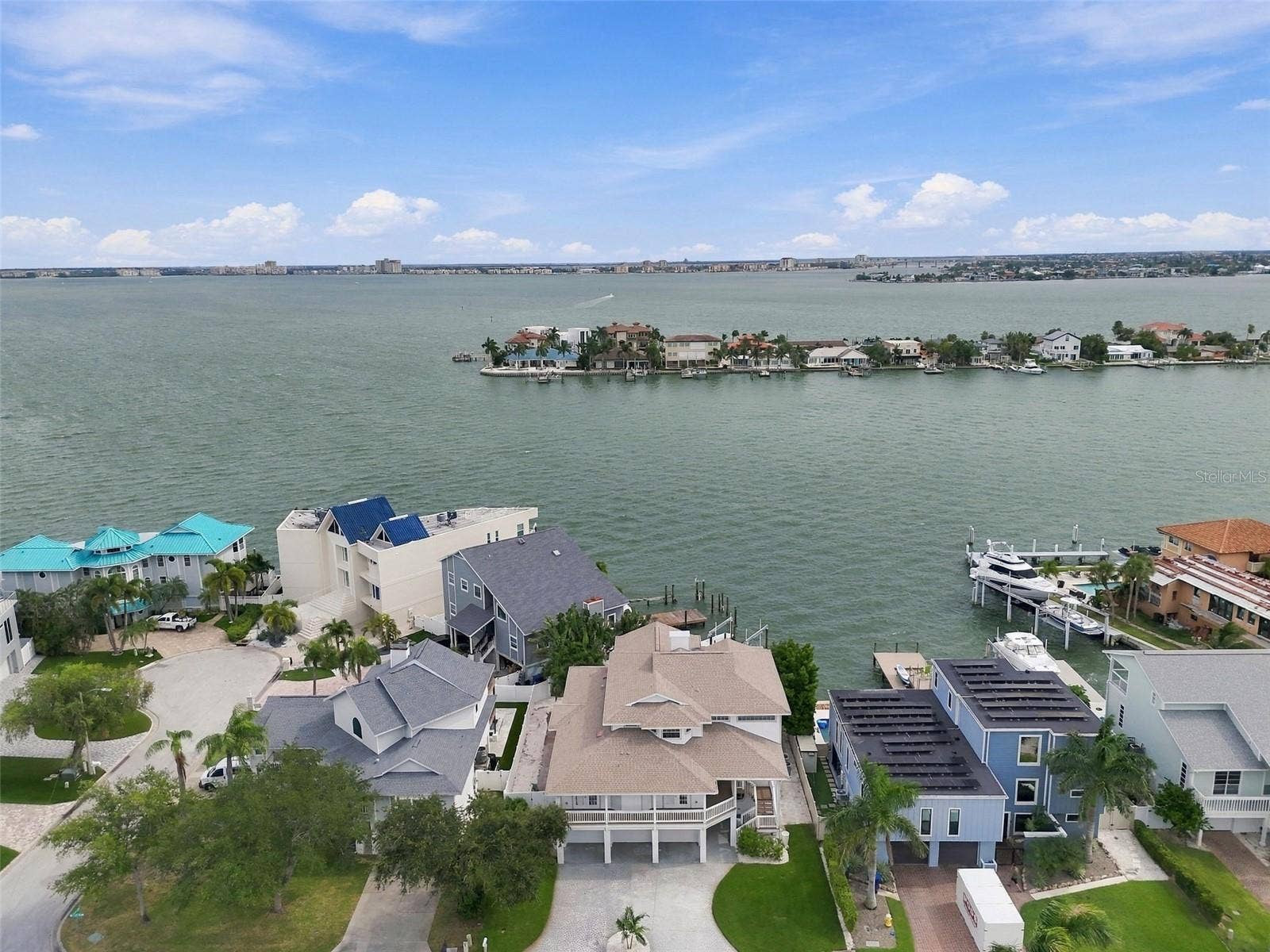 930 59TH AVENUE, St Pete Beach, FL 33706 930 59TH AVENUE, St Pete Beach, FL 33706