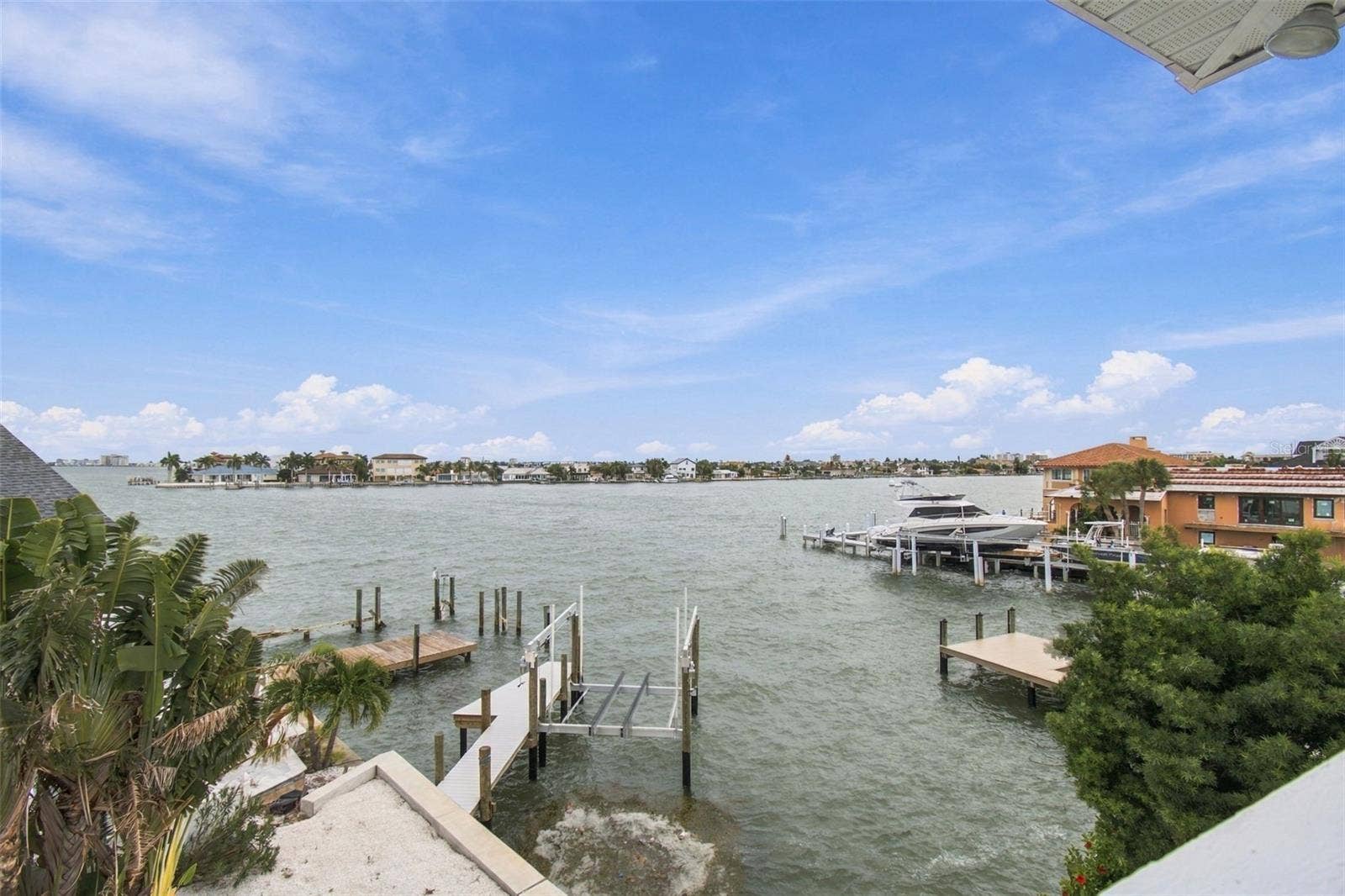 930 59TH AVENUE, St Pete Beach, FL 33706 930 59TH AVENUE, St Pete Beach, FL 33706