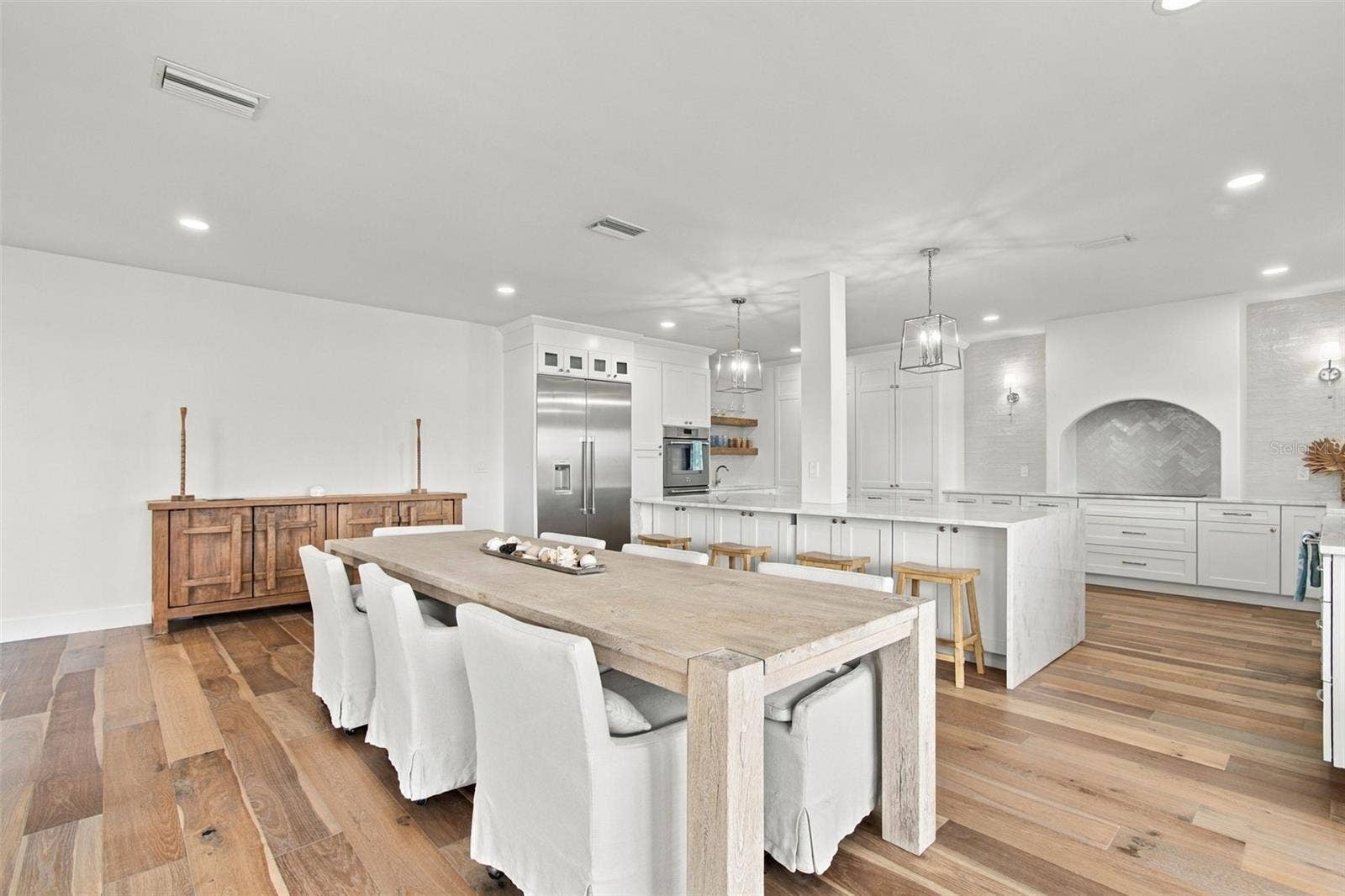 930 59TH AVENUE, St Pete Beach, FL 33706 930 59TH AVENUE, St Pete Beach, FL 33706