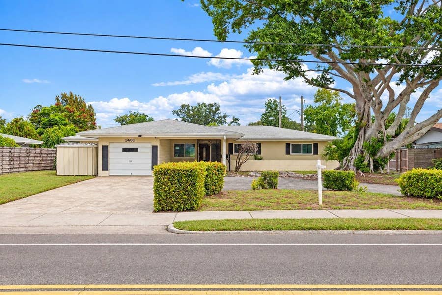 Property photo for 1431 PINELLAS POINT DRIVE S, St Petersburg, FL