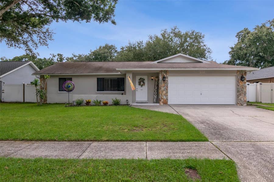 Property photo for 2158 BEVERLY LN, Clearwater, FL