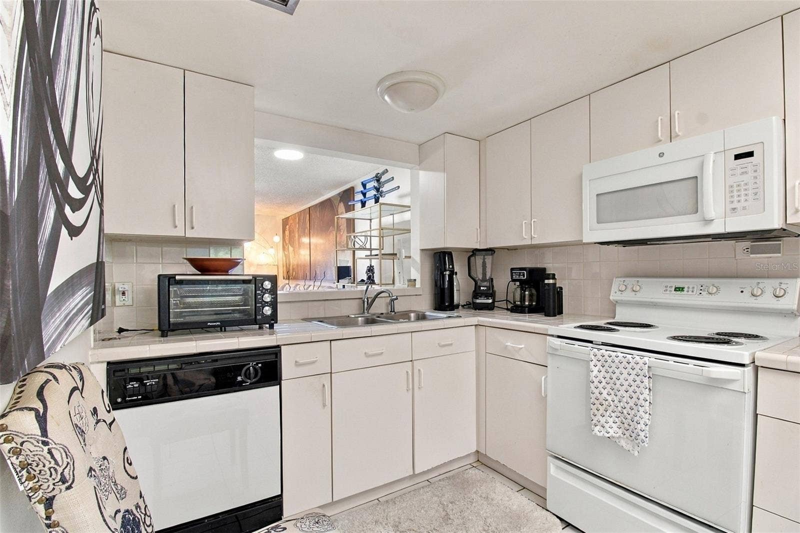 6346 NEWTOWN CIRCLE, #46B4, Tampa, FL 33615 6346 NEWTOWN CIRCLE, #46B4, Tampa, FL 33615
