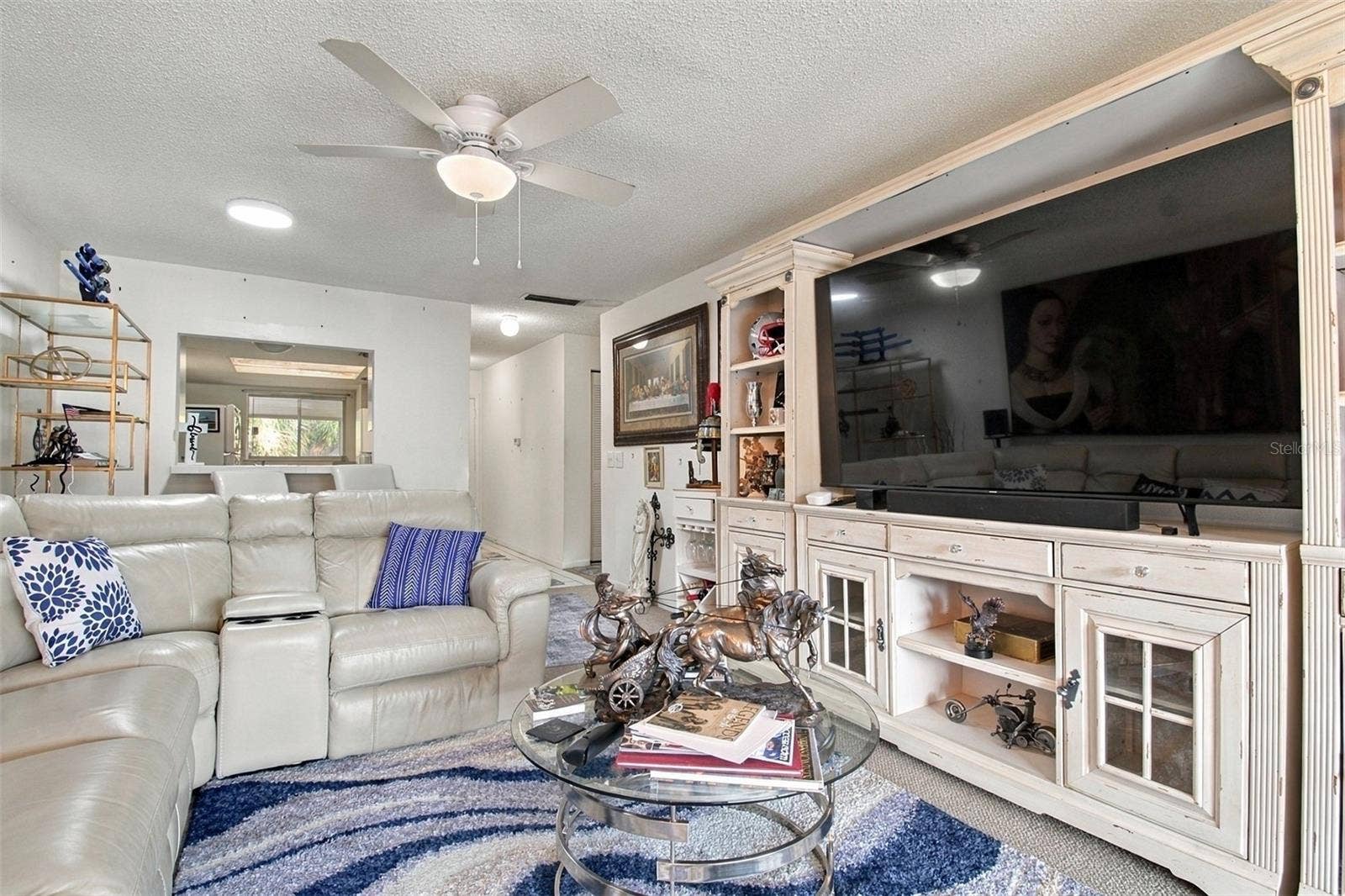 6346 NEWTOWN CIRCLE, #46B4, Tampa, FL 33615 6346 NEWTOWN CIRCLE, #46B4, Tampa, FL 33615