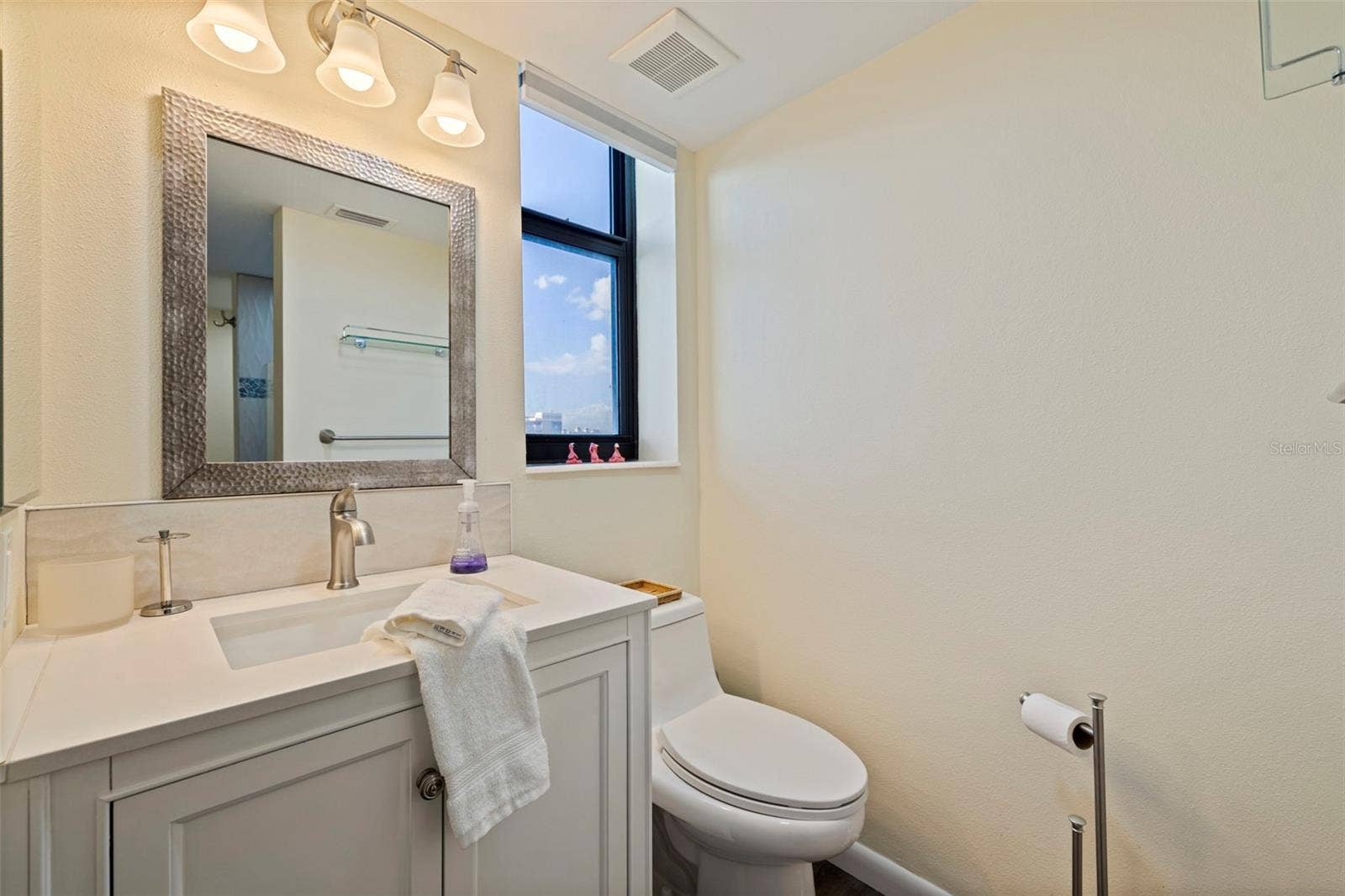 5396 GULF BOULEVARD, #407, St Pete Beach, FL 33706 5396 GULF BOULEVARD, #407, St Pete Beach, FL 33706