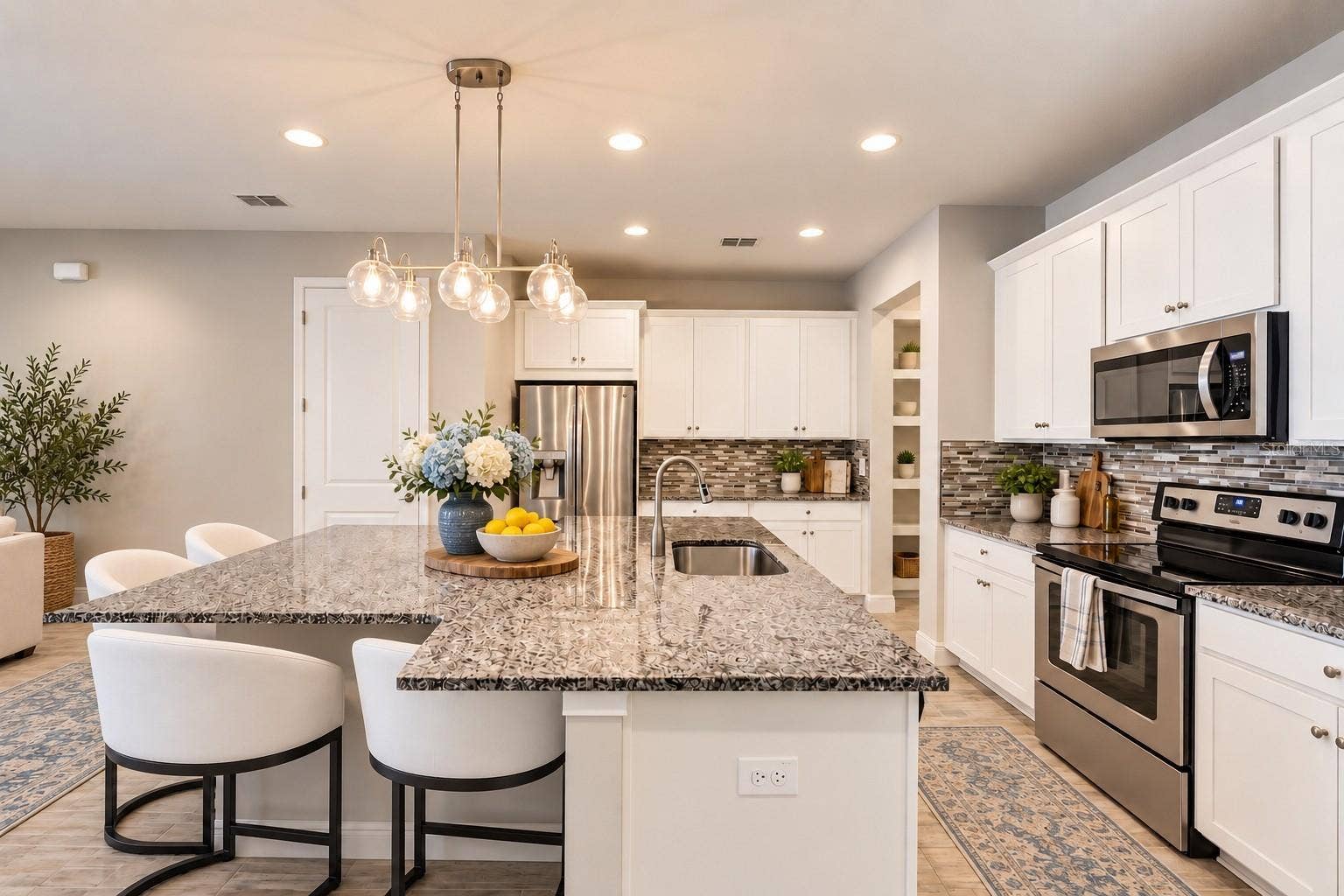 5527 CUMBERLAND STAR COURT, Lutz, FL 33558 Kitchen