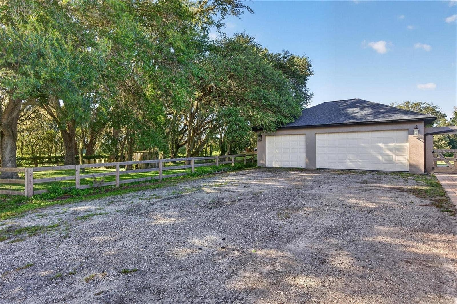 15818 MAHONEY DRIVE, Spring Hill, FL 34610 Detached 3 car garage