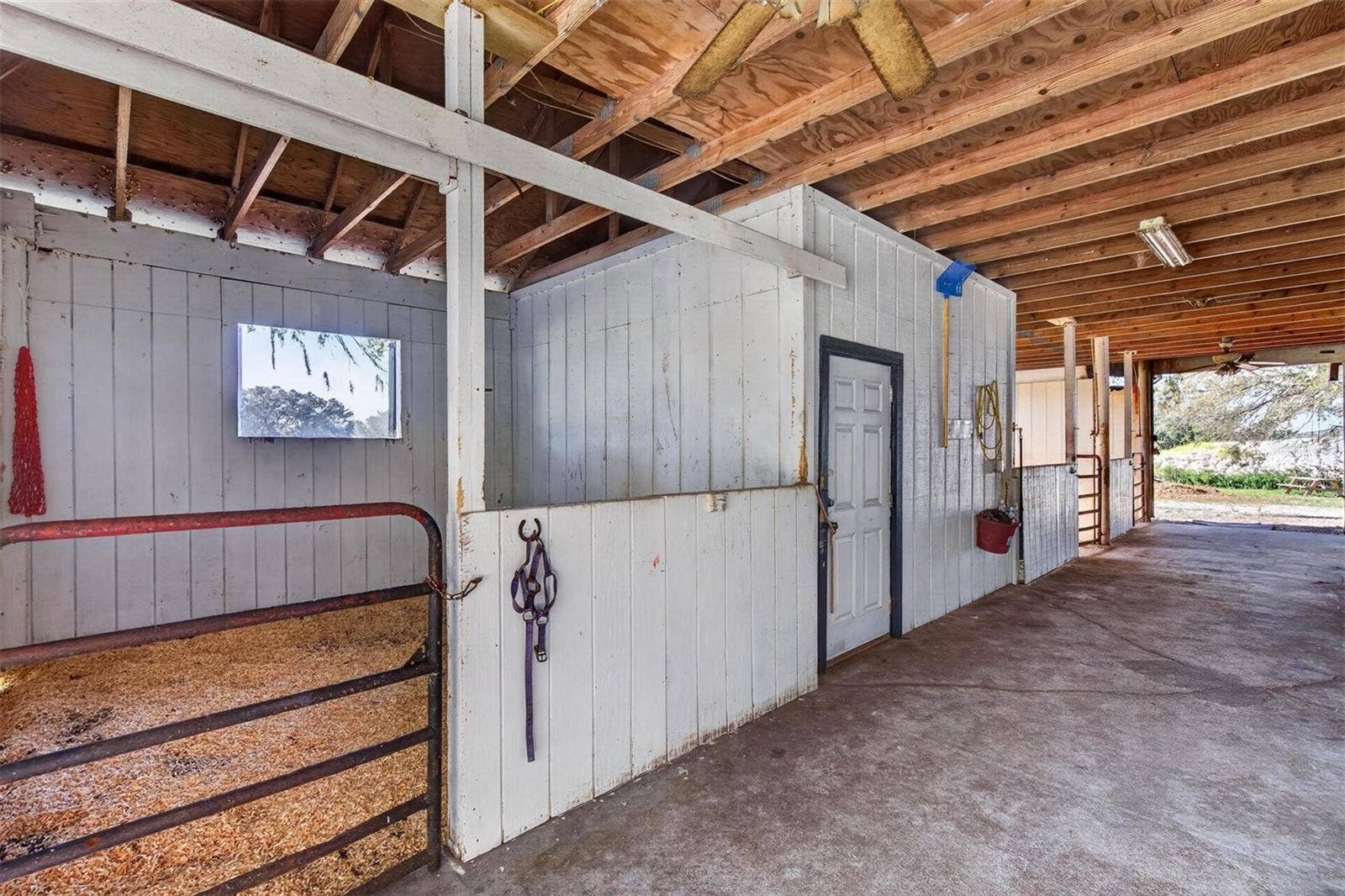 15818 MAHONEY DRIVE, Spring Hill, FL 34610 15818 MAHONEY DRIVE, Spring Hill, FL 34610