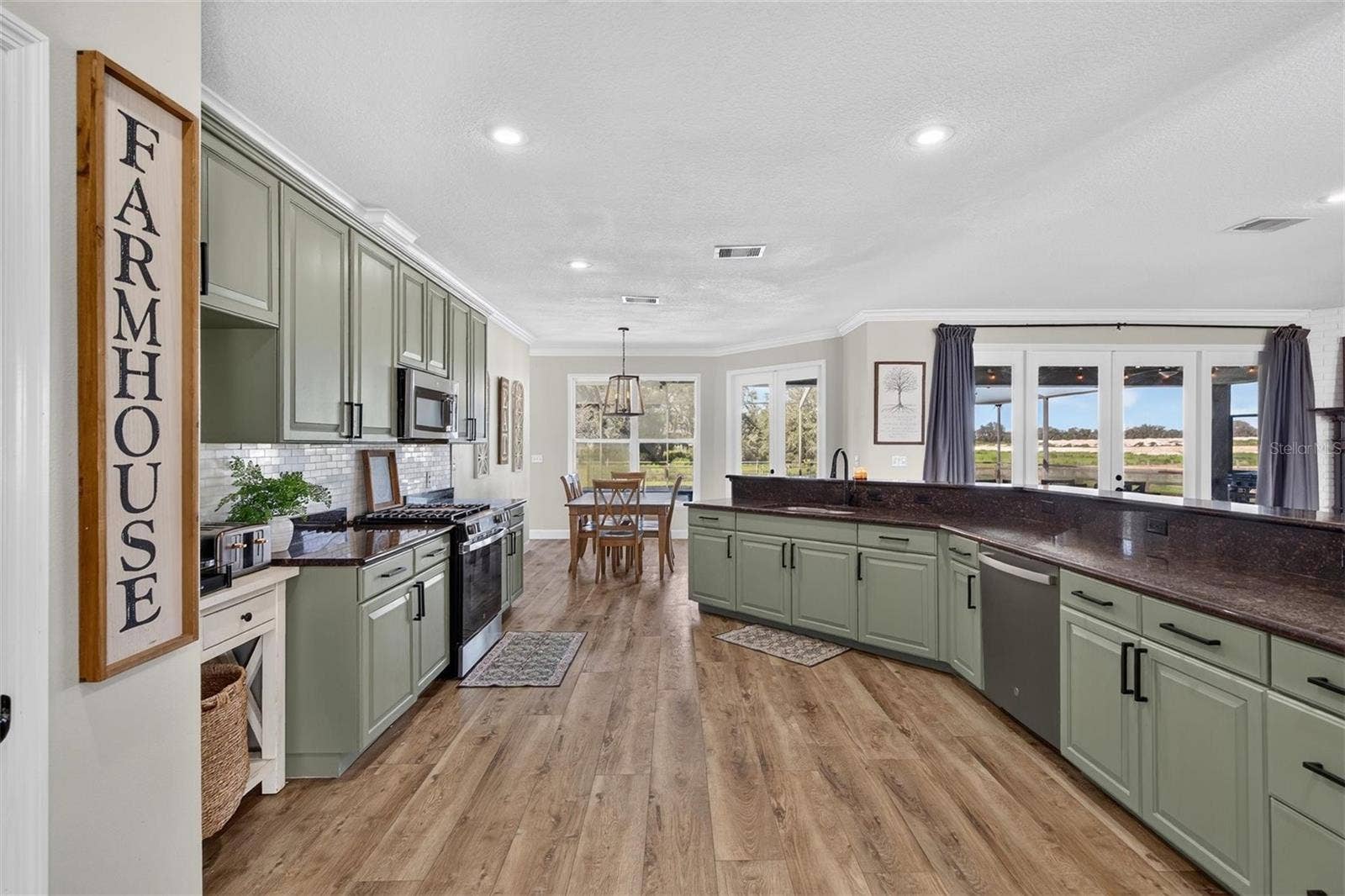 15818 MAHONEY DRIVE, Spring Hill, FL 34610 15818 MAHONEY DRIVE, Spring Hill, FL 34610