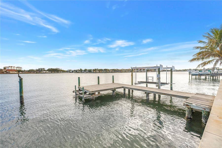 Property photo for 3901 14TH WAY NE, St Petersburg, FL
