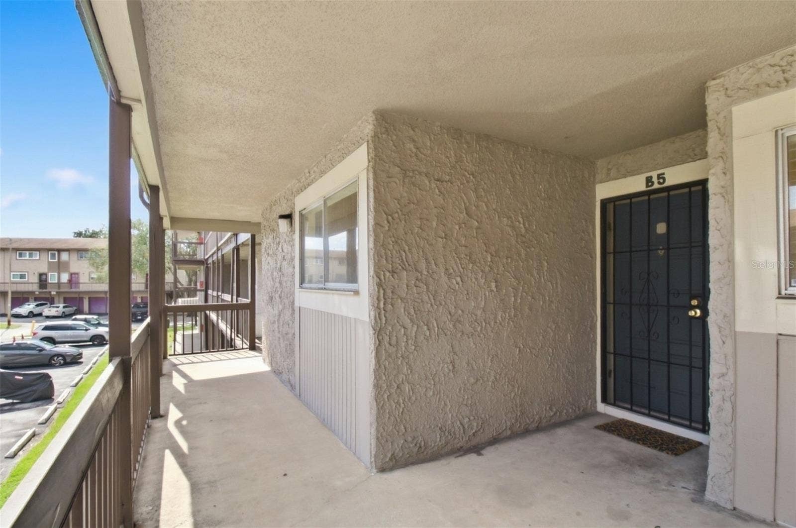 6308 NEWTOWN CIRCLE, #8B5, Tampa, FL 33615 6308 NEWTOWN CIRCLE, #8B5, Tampa, FL 33615