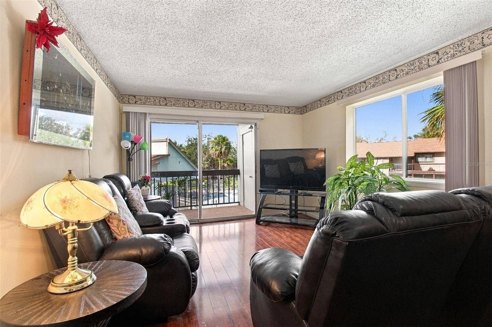 6308 NEWTOWN CIRCLE, #8B5, Tampa, FL 33615 6308 NEWTOWN CIRCLE, #8B5, Tampa, FL 33615