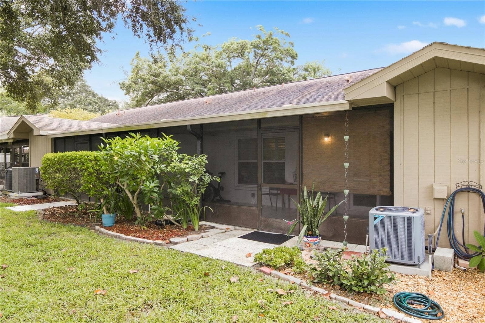 1104 TARRIDON COURT, Dunedin, FL 34698 1104 TARRIDON COURT, Dunedin, FL 34698
