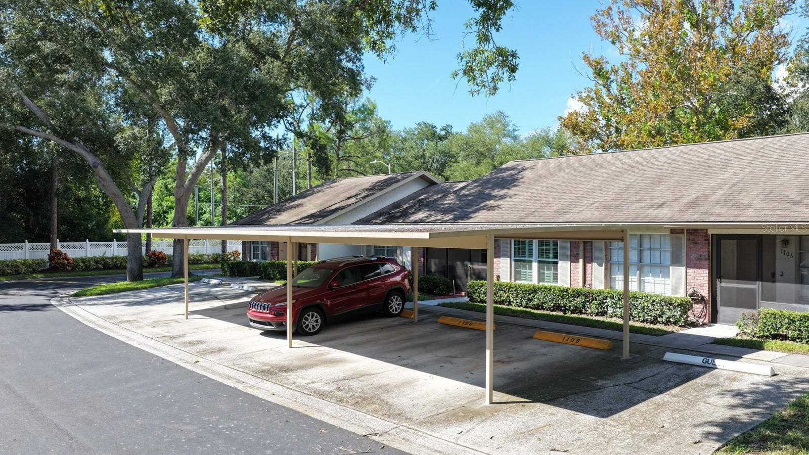 1104 TARRIDON COURT, Dunedin, FL 34698 1104 TARRIDON COURT, Dunedin, FL 34698