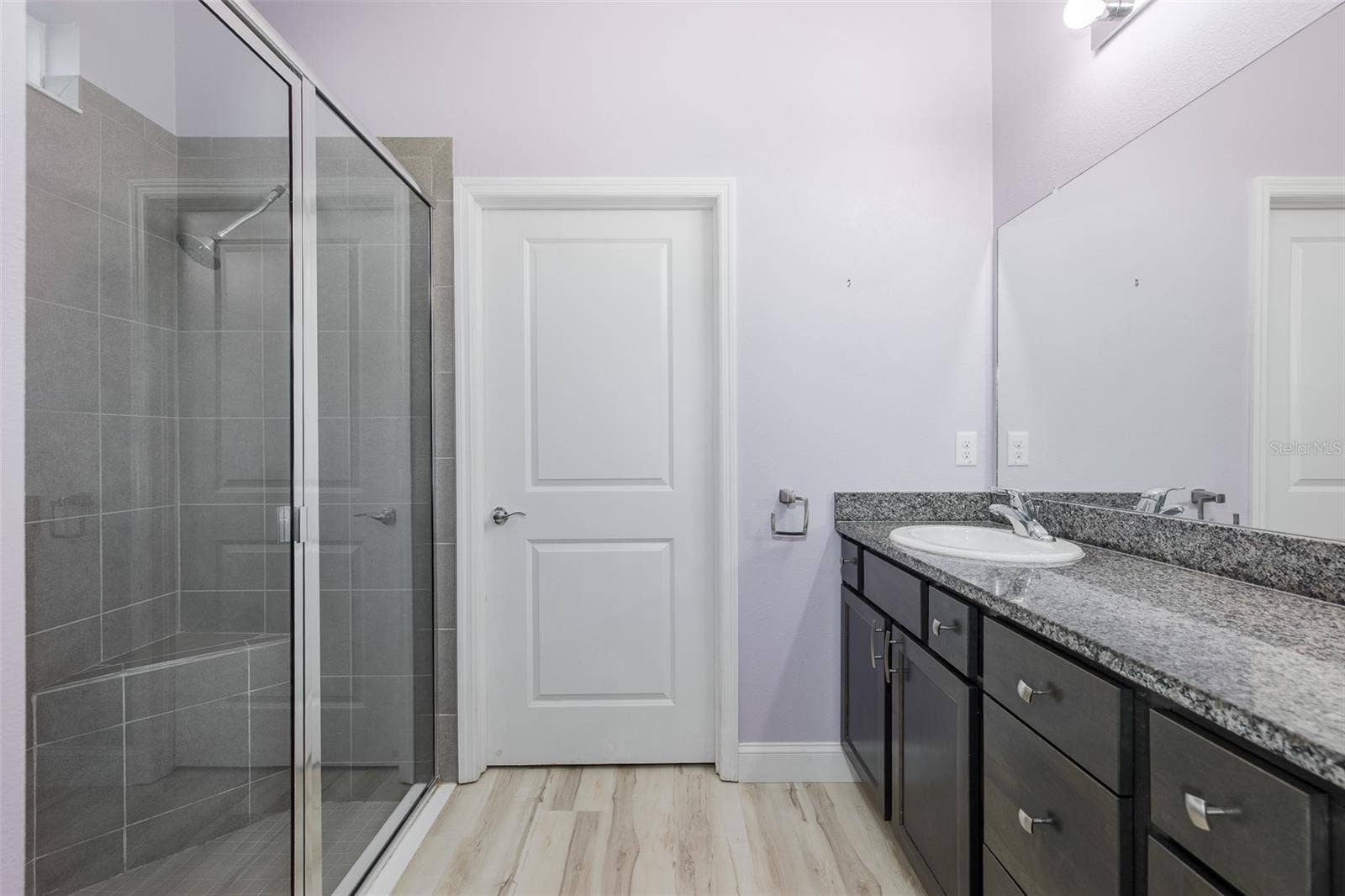 13786 HUNTING CREEK PLACE, Spring Hill, FL 34609 Primary suite attached bath