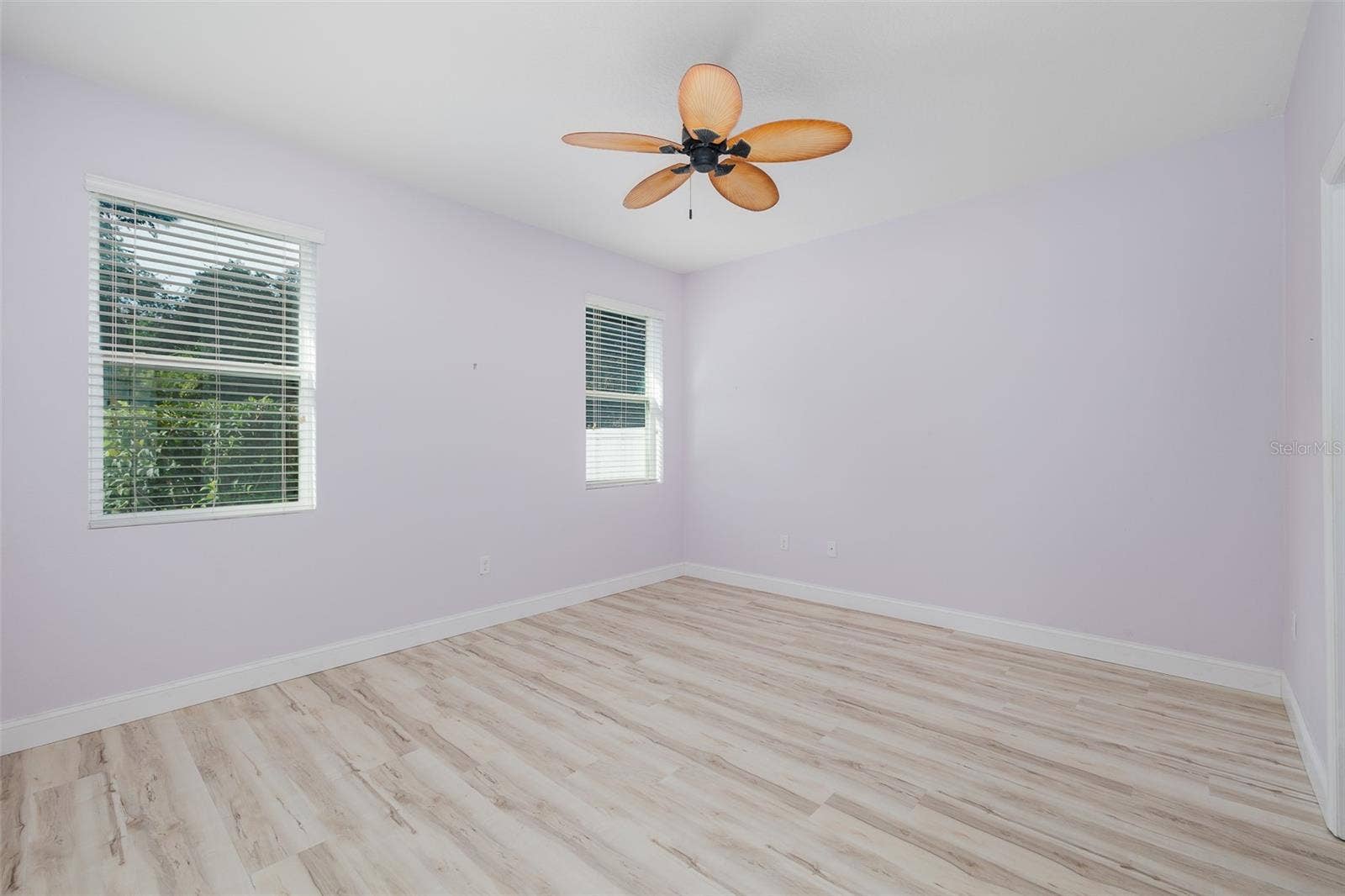 13786 HUNTING CREEK PLACE, Spring Hill, FL 34609 Primary suite