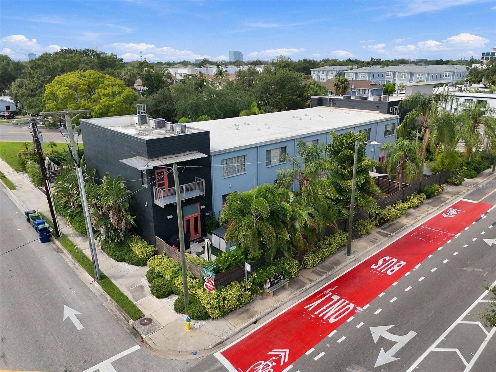 2509 W AZEELE STREET, Tampa, FL 33609 2509 W AZEELE STREET, Tampa, FL 33609