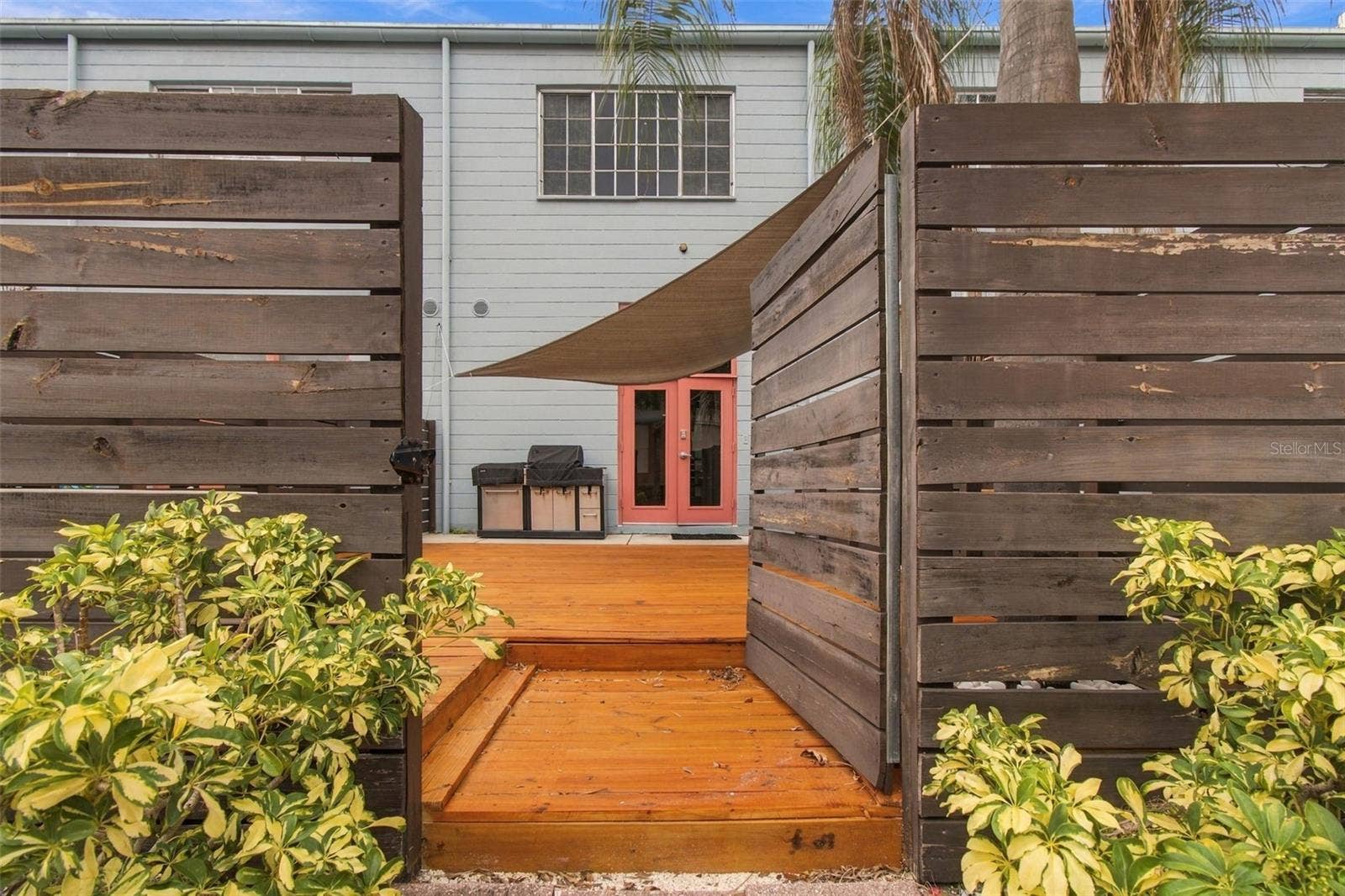 2509 W AZEELE STREET, Tampa, FL 33609 2509 W AZEELE STREET, Tampa, FL 33609