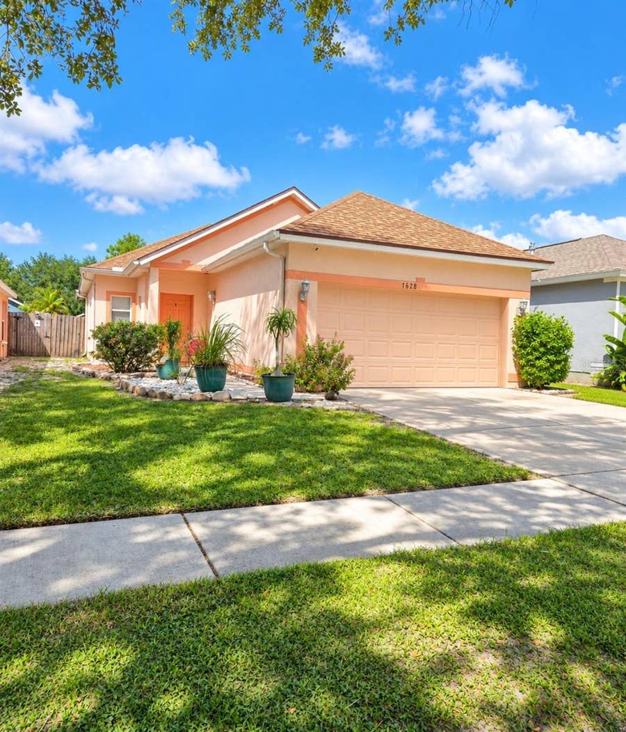 Property photo for 7628 CLOVELLY PARK PLACE, Apollo Beach, FL